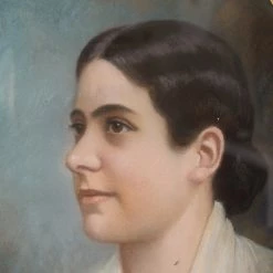 Elsie Green Oval Portrait In Profile What's New