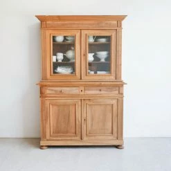 Brand new ๐ Elsie Green Vintage Walnut Vitrine ๐ 29 Elsie Green Vintage Walnut Vitrine