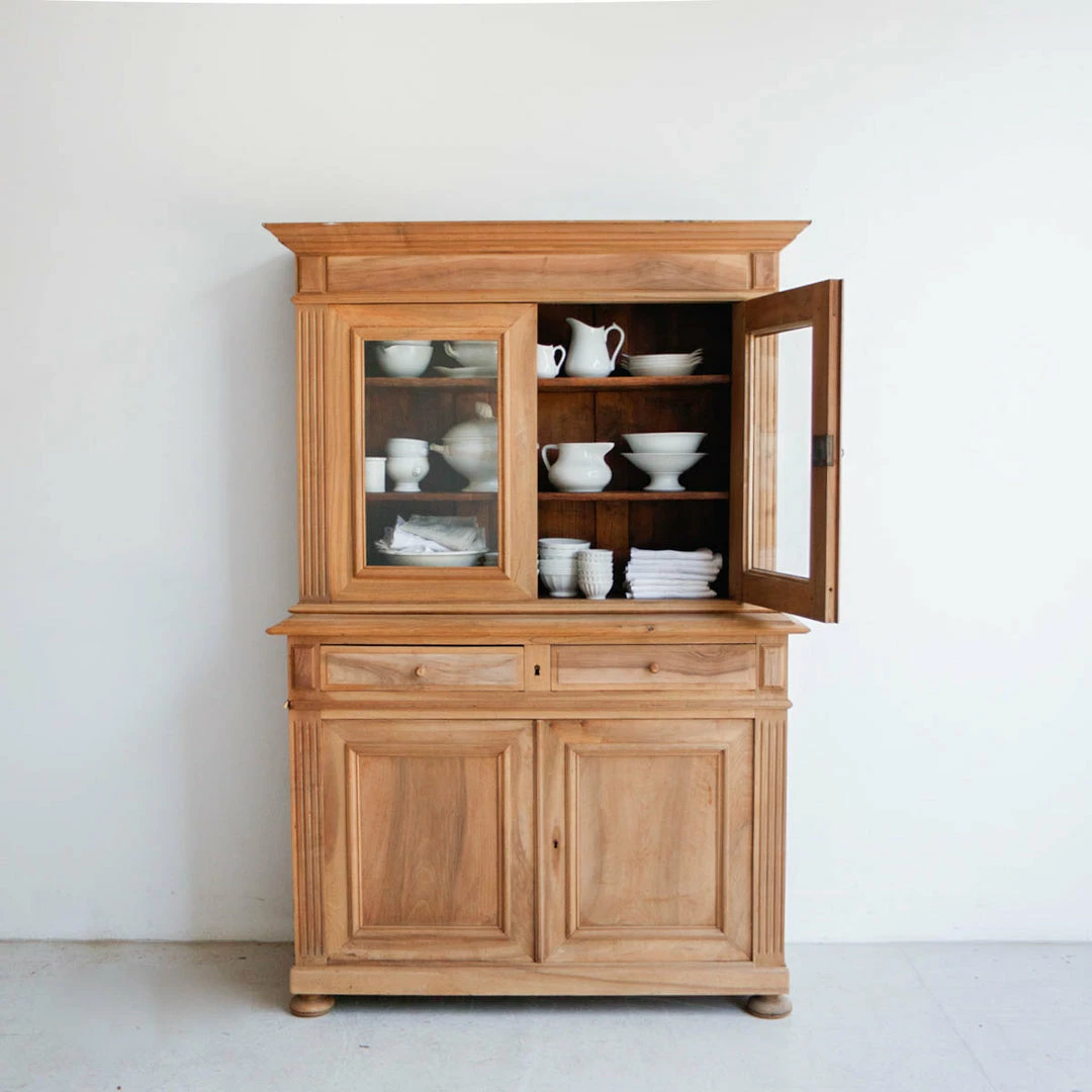 Brand new ๐ Elsie Green Vintage Walnut Vitrine ๐ 3 Elsie Green Vintage Walnut Vitrine