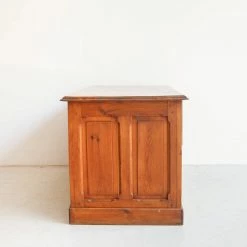 Elsie Green What's New Vintage Haberdasher's Counter