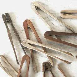 Bob Et Bobette What's New Wood Cornichon Tongs