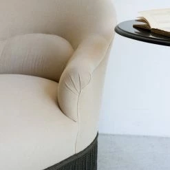 Elsie Green What's New Linen Crapaud Chaise