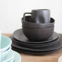 Elsie Green Classic Dinnerware