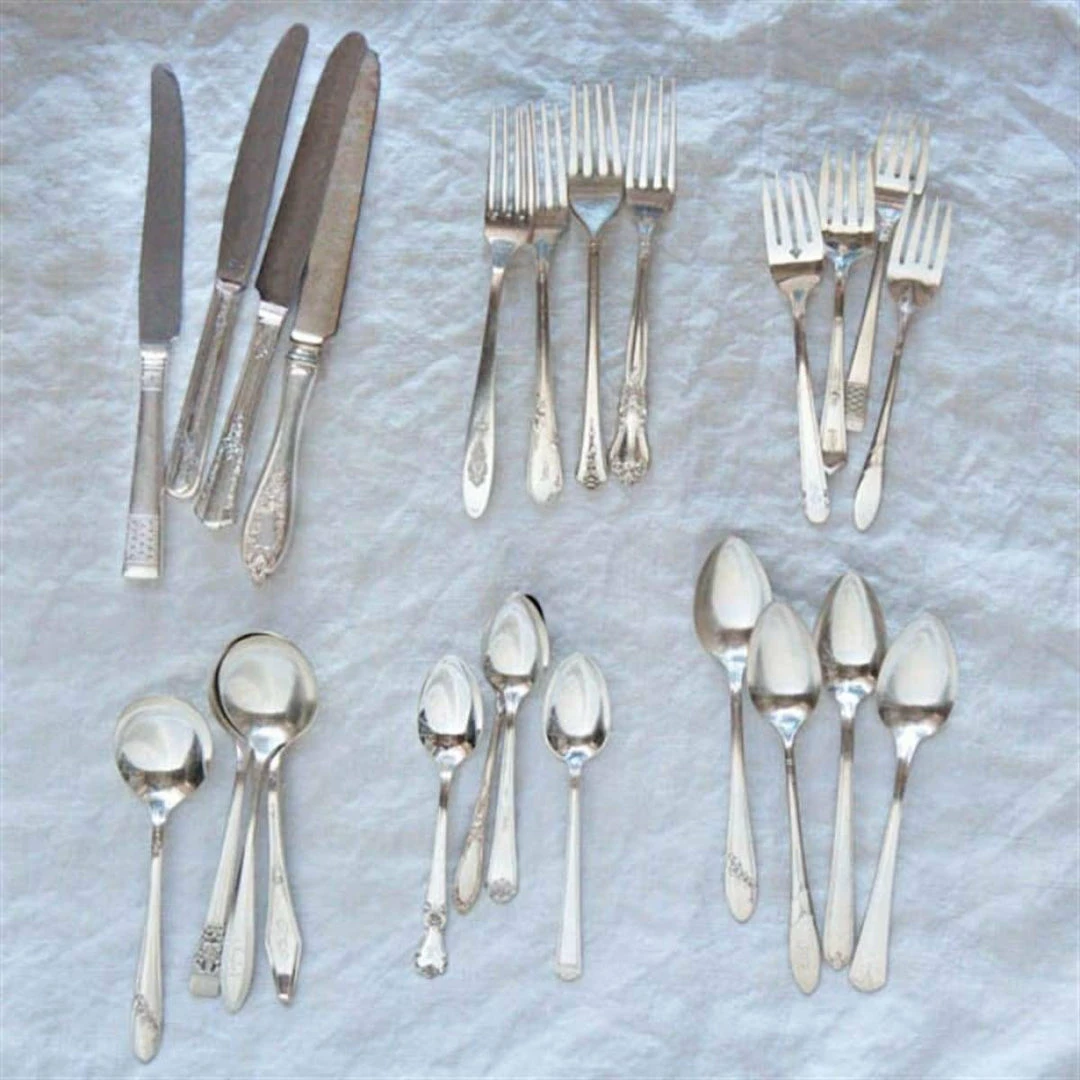 Brand new 🎉 Elsie Green The French Kitchen Not Your Grandma's Vintage Flatware 🌟 4 Elsie Green The French Kitchen Not Your Grandma's Vintage Flatware