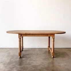 Custom Furniture Petite Reclaimed Wood Oval Farm Table | Floor Sample