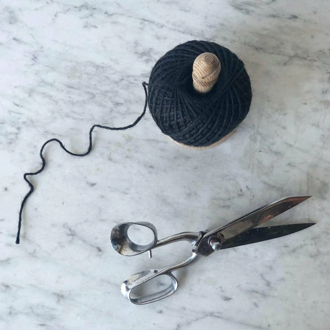 Outlet ✨ Heavin In Earth Twine Cutter & Stand What's New 💯 4 Heavin In Earth Twine Cutter & Stand What's New